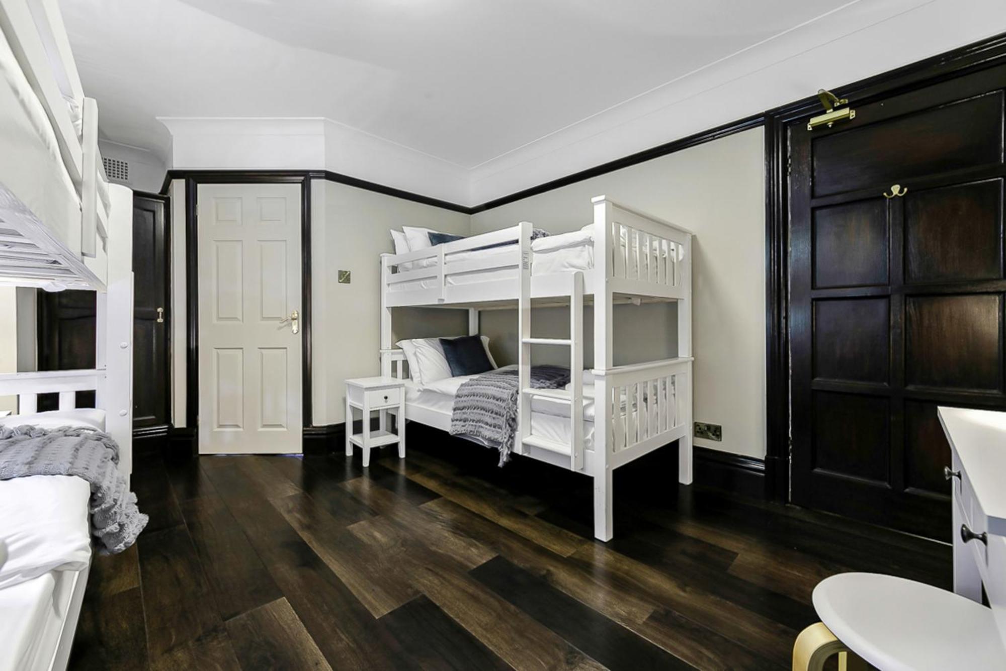 Tudor Grange Bournemouth Esterno foto